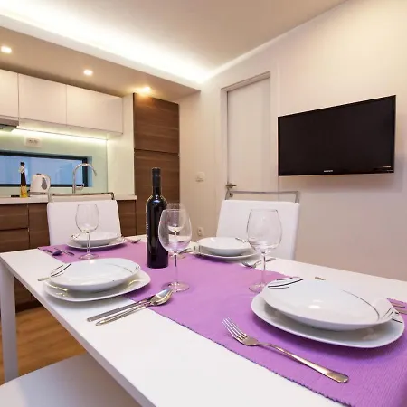 Jasmin By Interhome Biograd na Moru